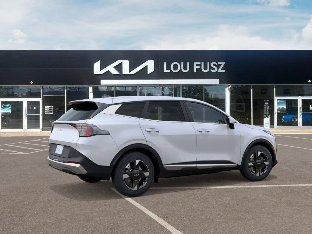 2026 Kia Sportage LX photo 4