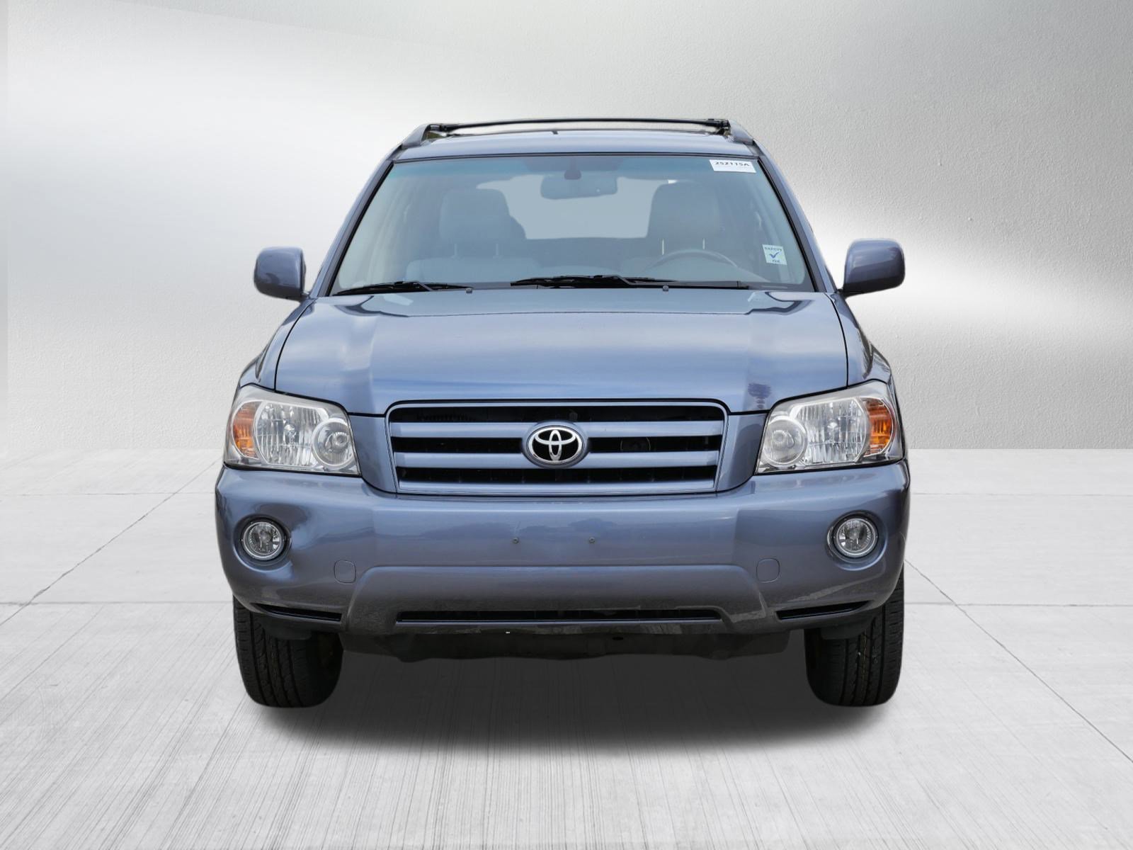 Used 2007 Toyota Highlander Limited with VIN JTEEP21A970226225 for sale in Golden Valley, Minnesota