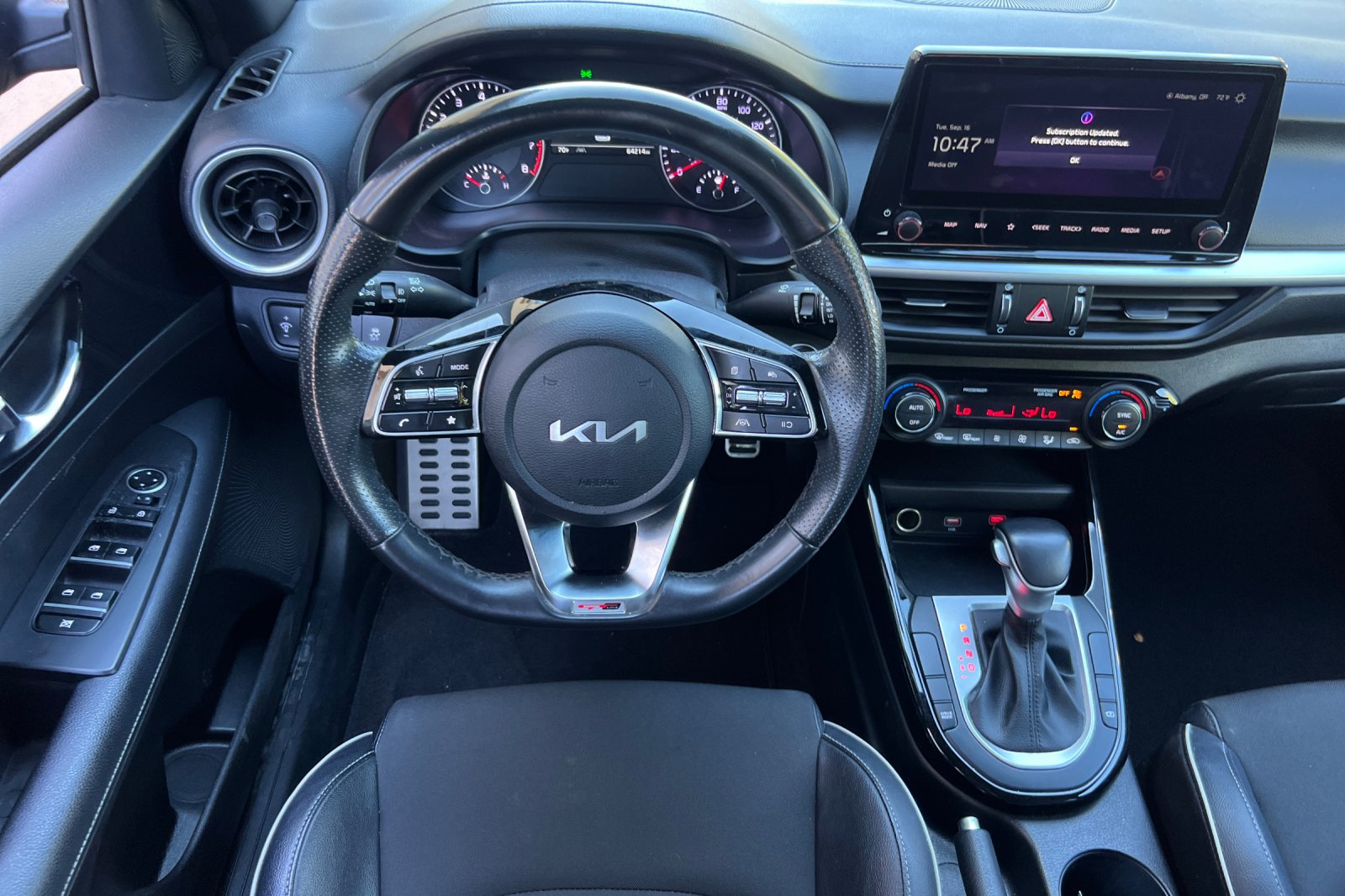 2023 Kia Forte GT-Line photo 10