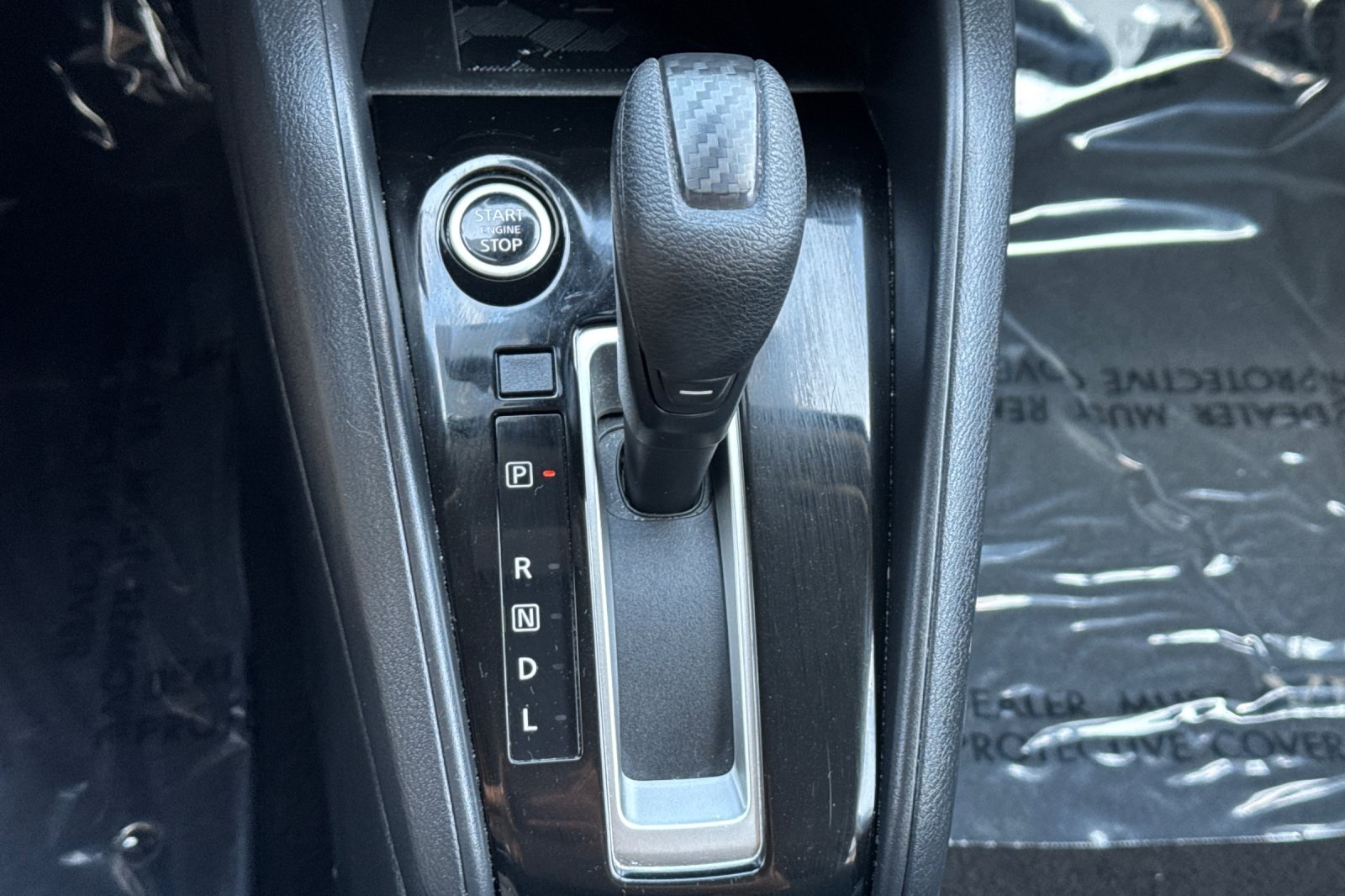 2023 Nissan Versa 1.6 SV photo 23