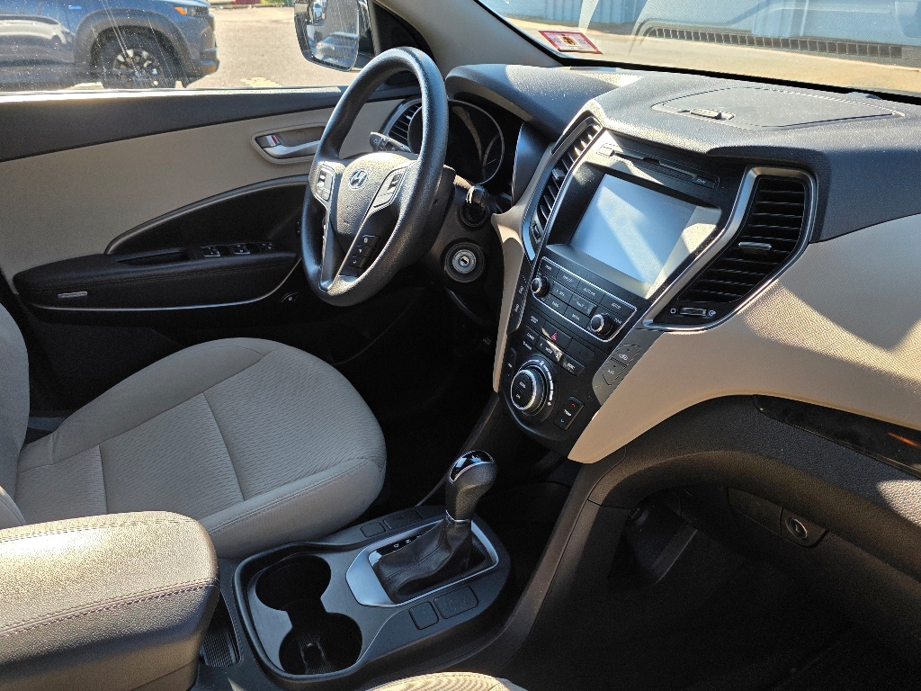 2017 Hyundai Santa Fe Sport Base photo 4