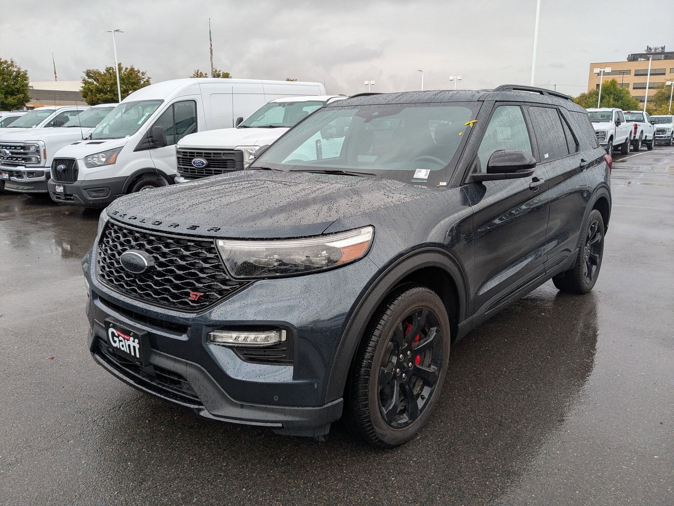 2024 Ford Explorer ST photo 4