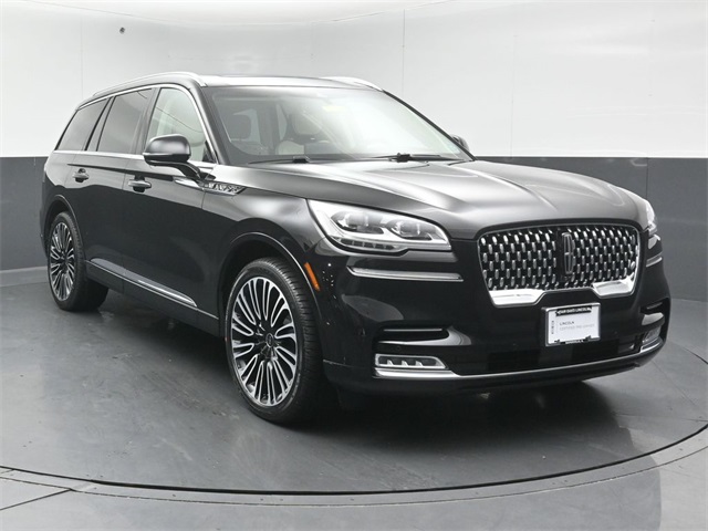 2023 Lincoln Aviator Black Label's photo