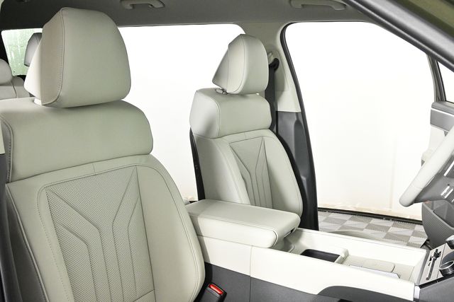 2026 Hyundai Santa Fe SEL photo 20