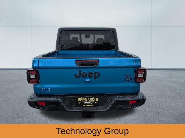 2025 Jeep Gladiator Willys photo 5