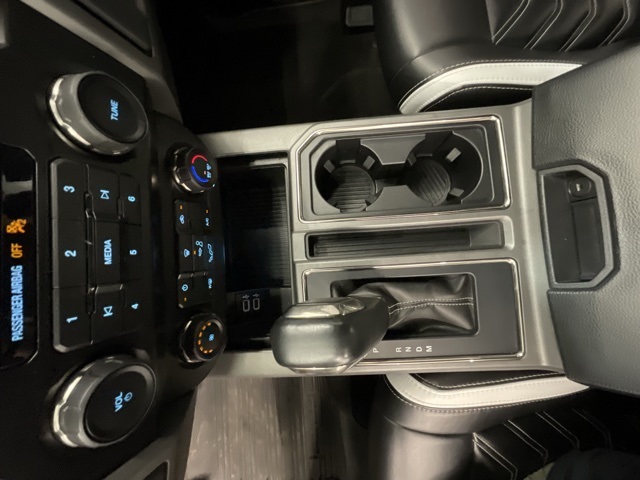 2020 Ford F-150 Raptor photo 18