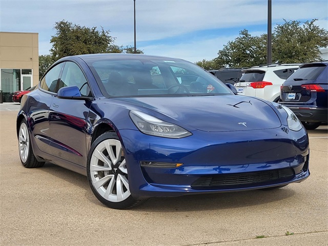 2021 Tesla Model 3 Base's photo