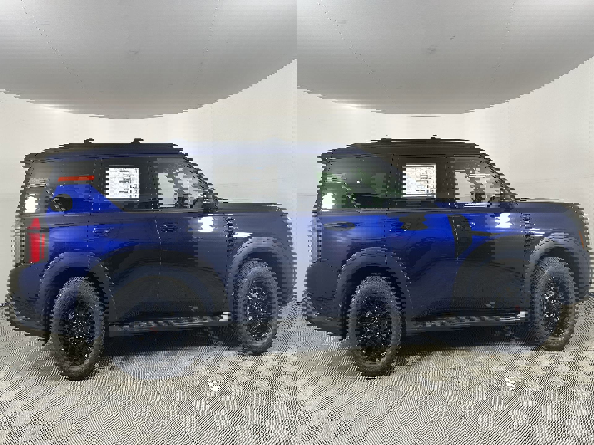 2025 Nissan Armada photo 4