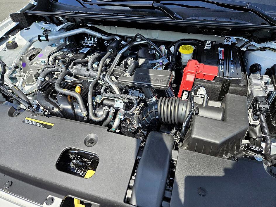 2025 Nissan Sentra S photo 17