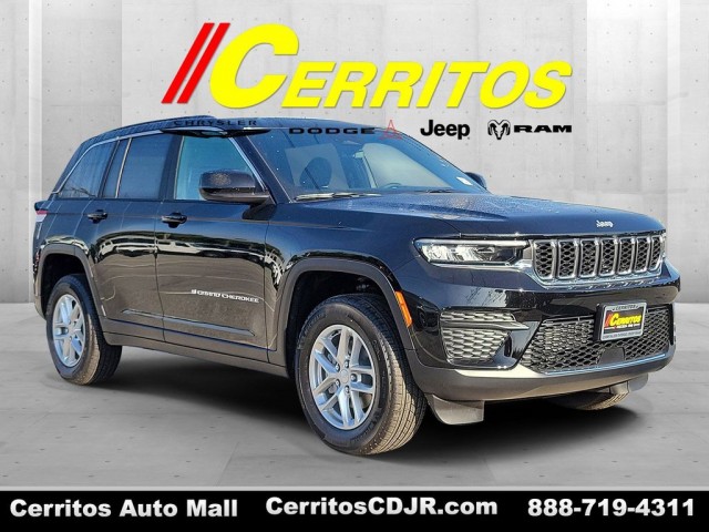 2025 Jeep Grand Cherokee Laredo's photo