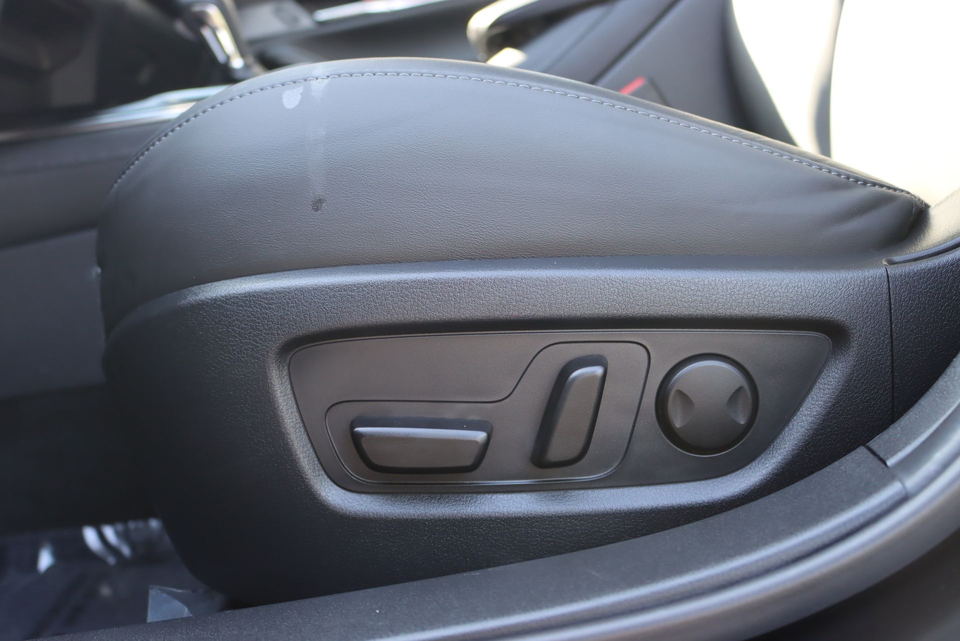 2025 Mazda CX-30 2.5 S Preferred photo 19
