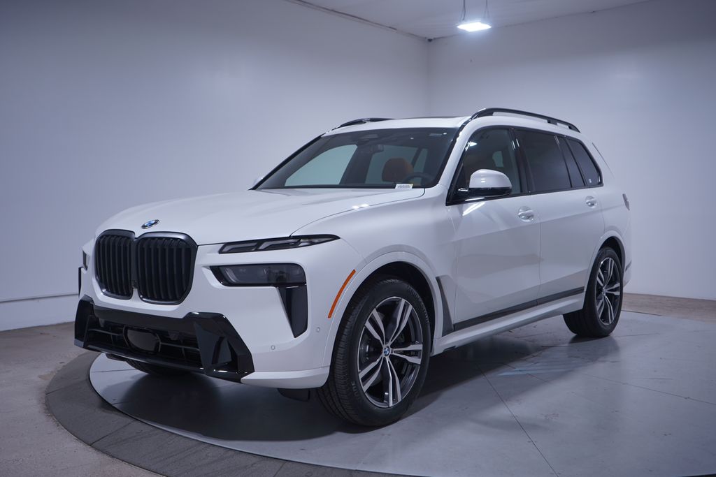 2026 BMW X7 40i's photo