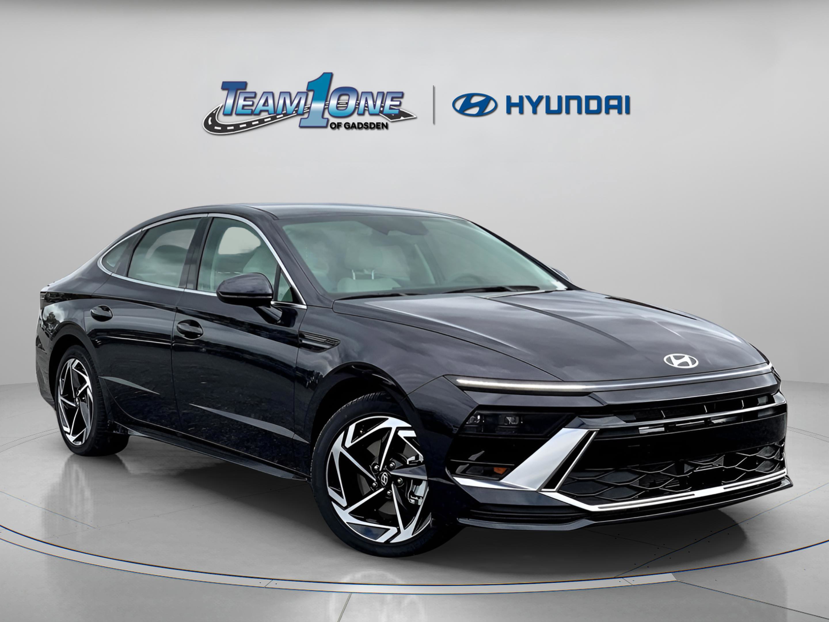 2026 Hyundai Sonata SEL's photo