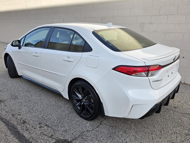 2025 Toyota Corolla Hybrid SE photo 3