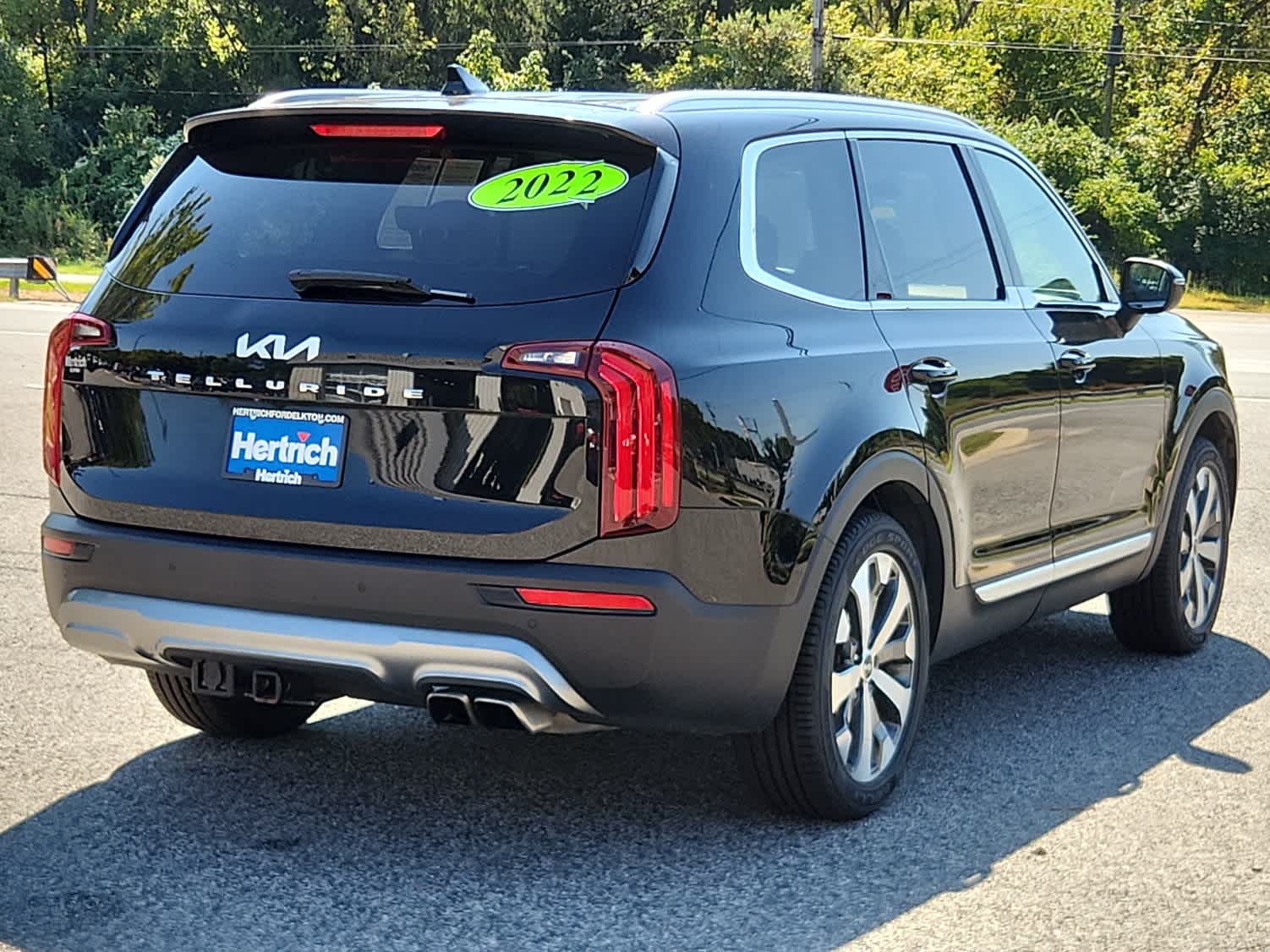 2022 Kia Telluride EX photo 3