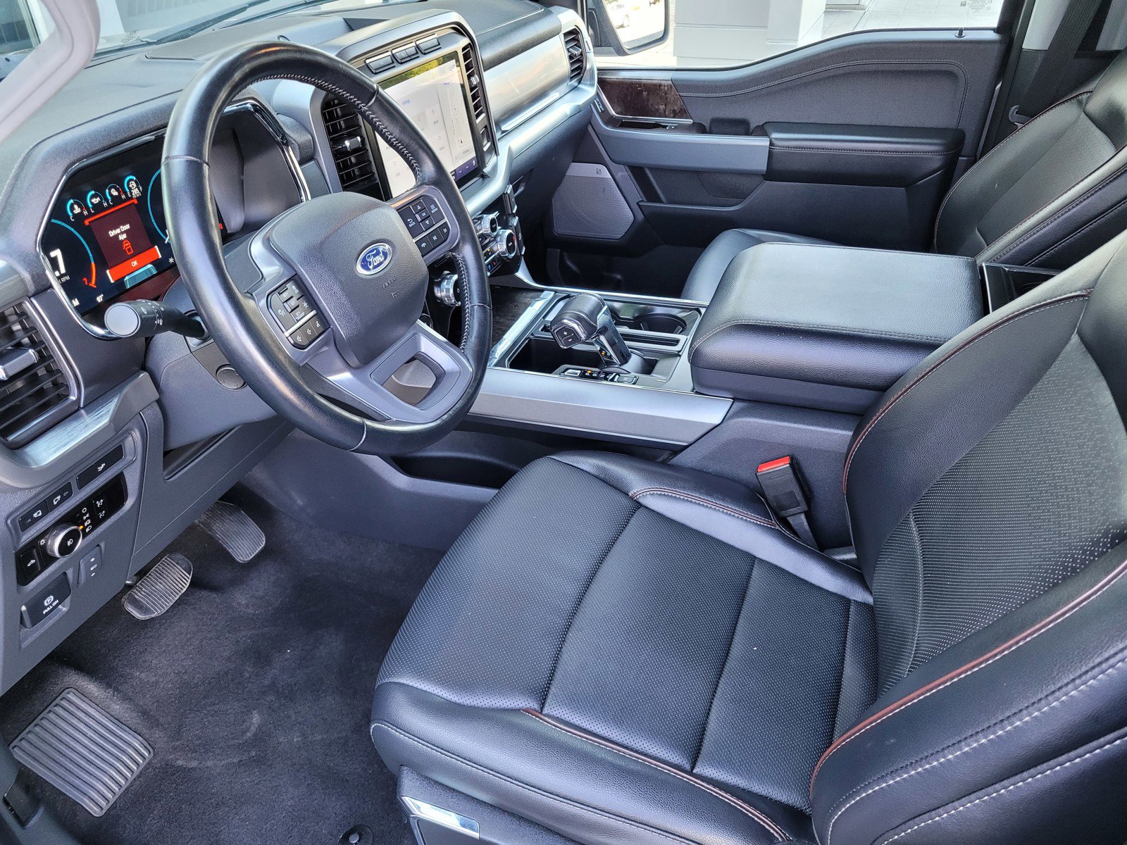 2023 Ford F-150 Lariat photo 13