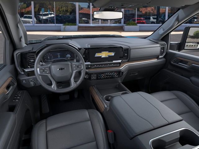 2025 Chevrolet Silverado 2500HD LT photo 10