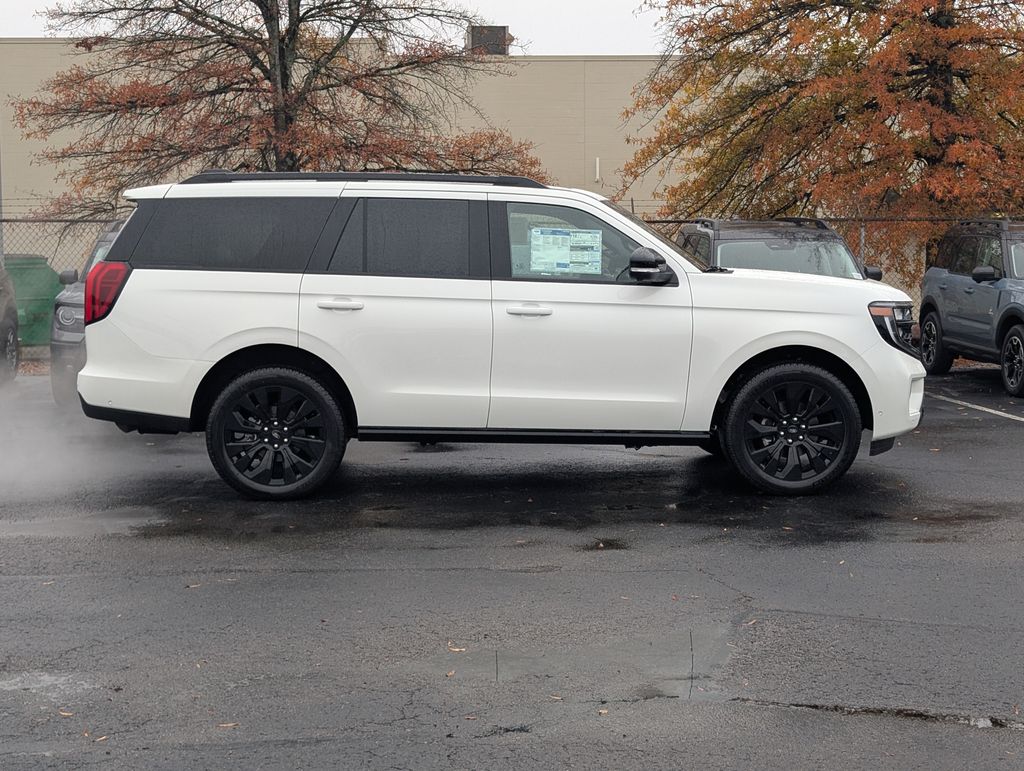 2025 Ford Expedition Platinum photo 3