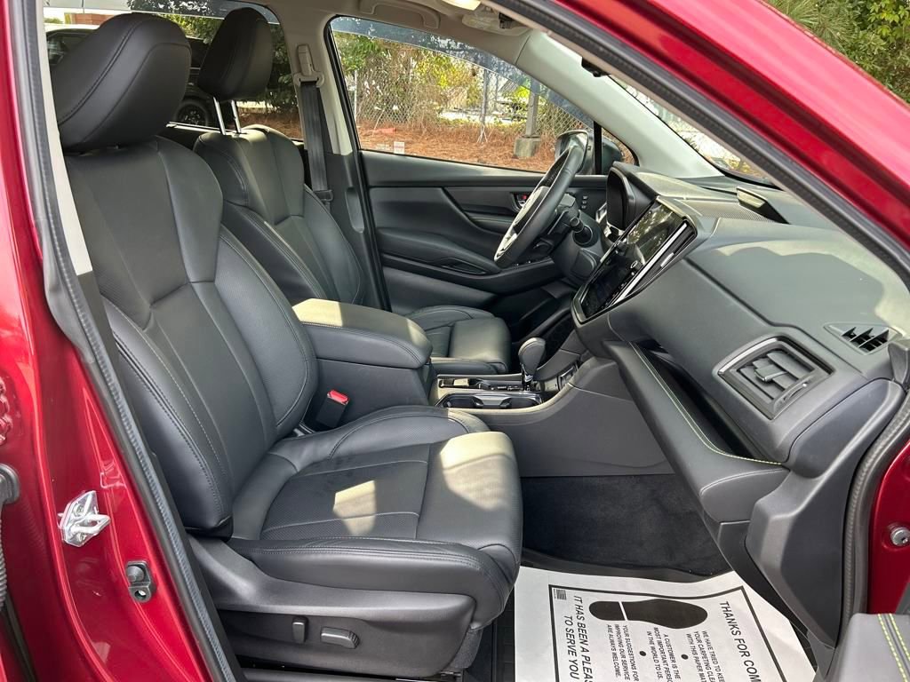 2025 Subaru Ascent Onyx Edition Touring photo 28