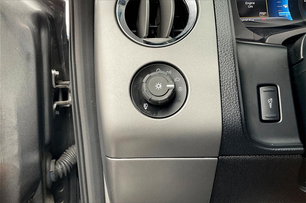 2016 Ford Expedition Platinum photo 33