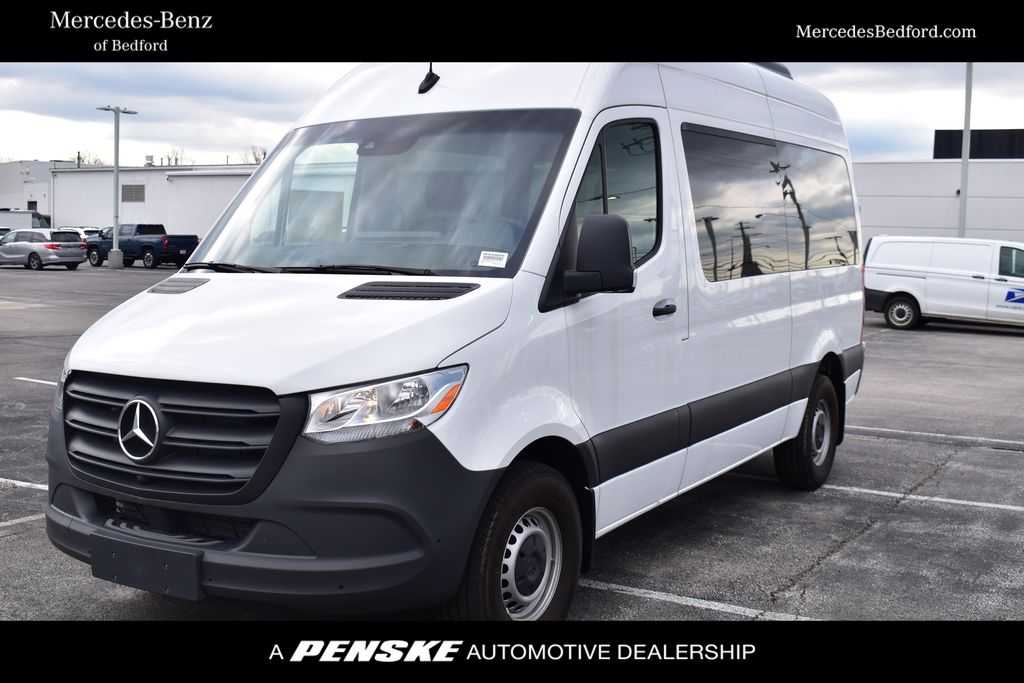 2024 Mercedes-Benz Sprinter Passenger Van Base's photo