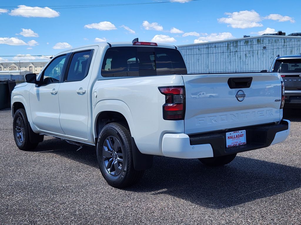 2025 Nissan Frontier Crew Cab SV photo 3