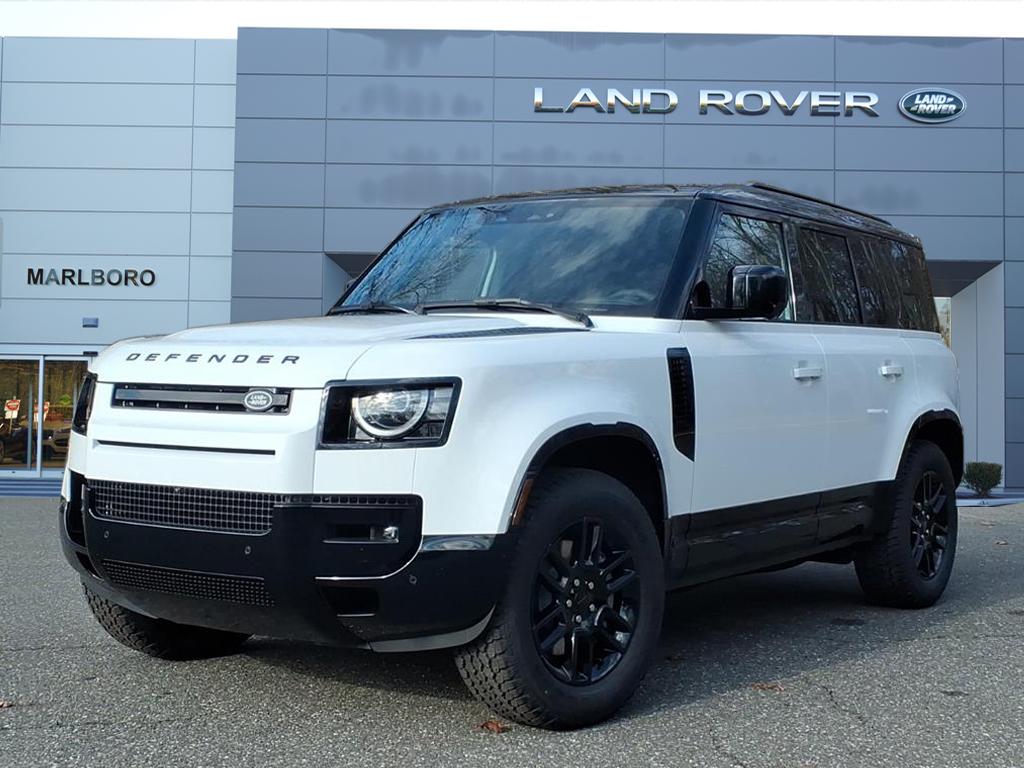2026 Land Rover Defender X-Dynamic SE's photo