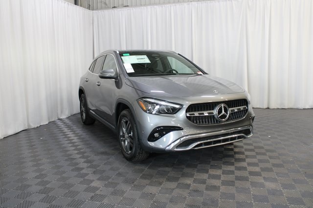 2024 Mercedes Benz GLA 250 4MATIC photo 3