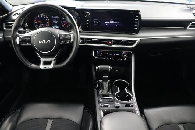 2024 Kia K5 GT-Line photo 2