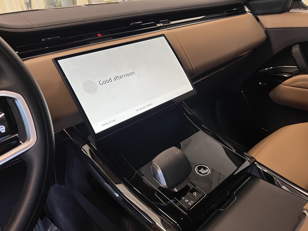 2025 Land Rover Range Rover Sport SE photo 17