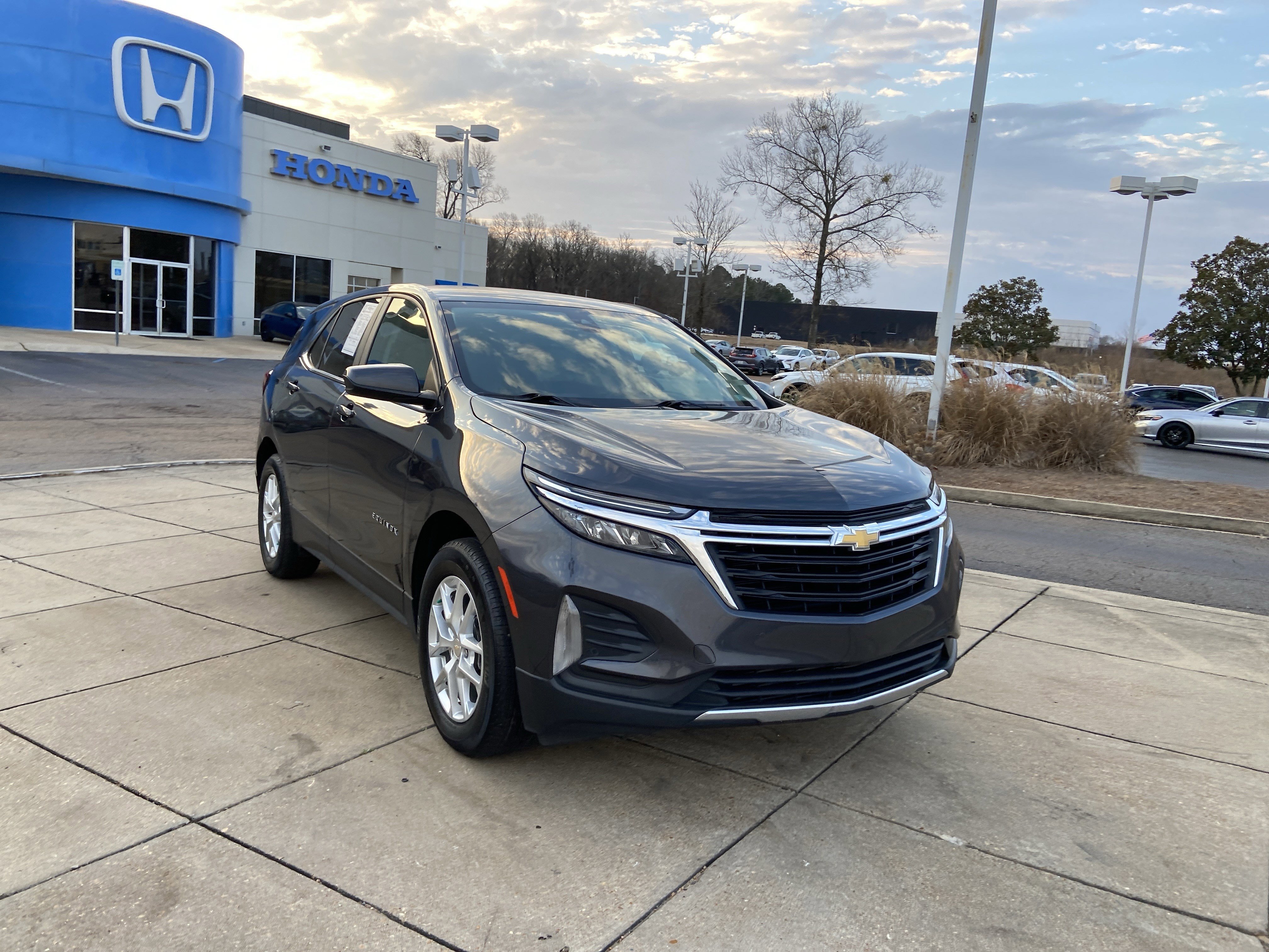 Used 2023 Chevrolet Equinox LT with VIN 3GNAXJEG2PS183035 for sale in Ridgeland, MS