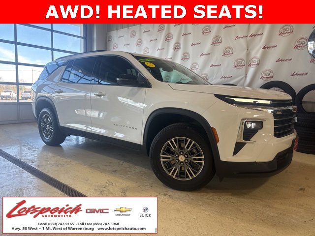 2025 Chevrolet Traverse LT's photo