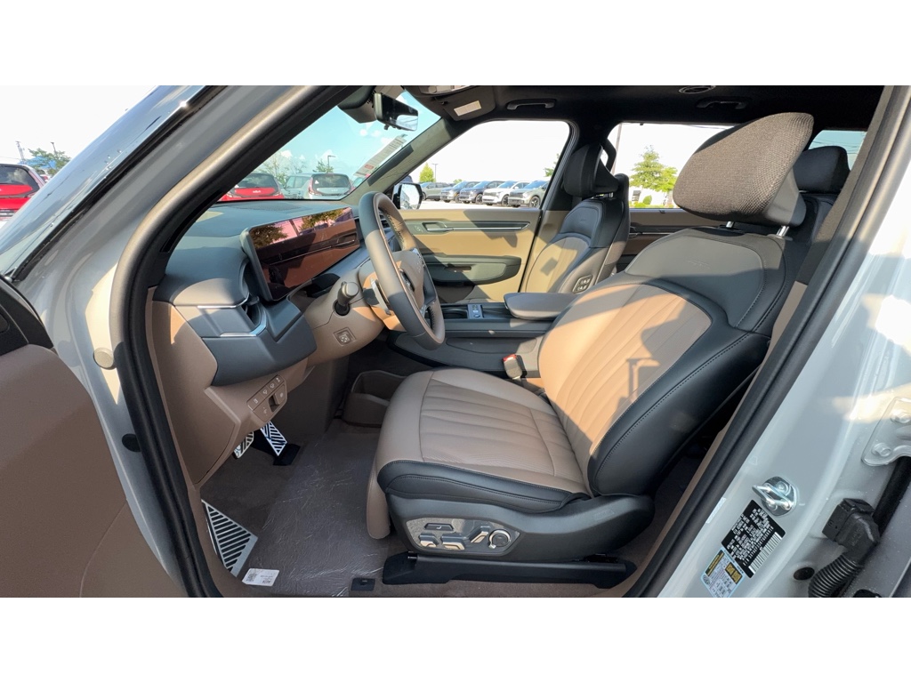 2026 Kia EV9 GT-Line photo 5
