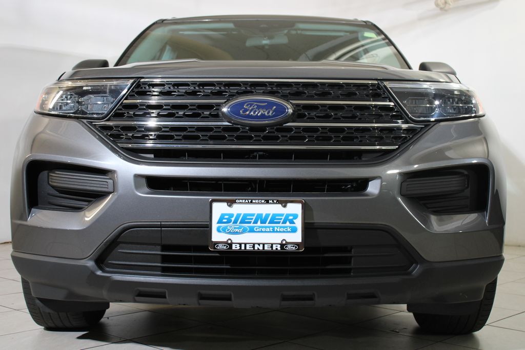 2022 Ford Explorer XLT photo 19