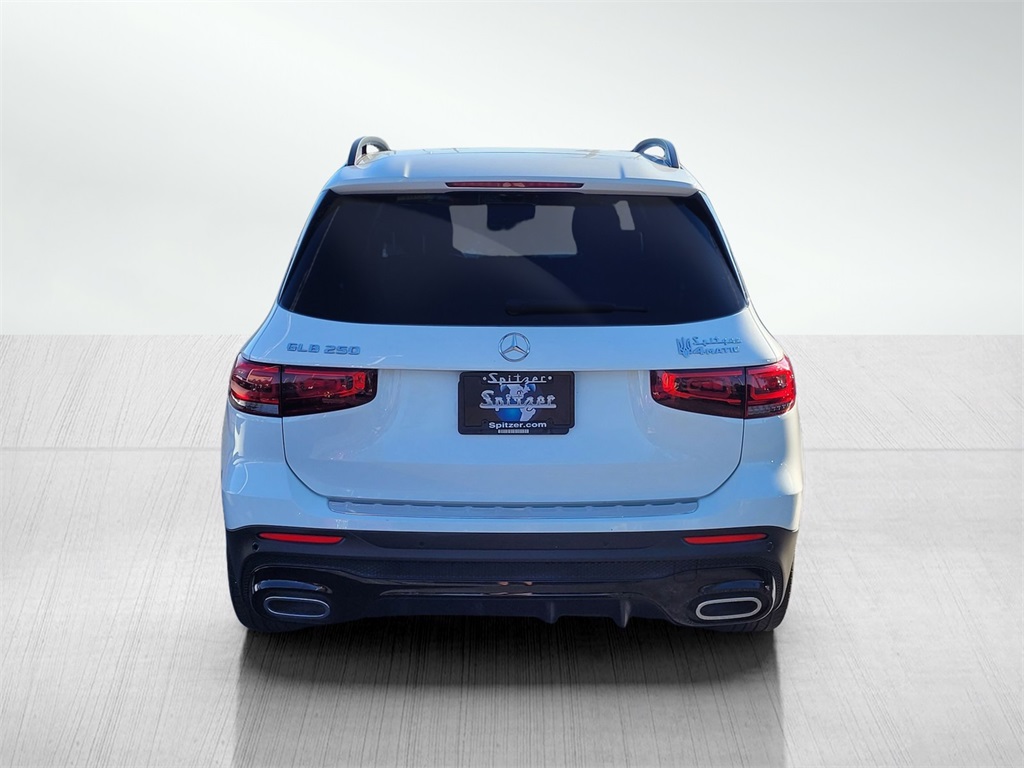 2021 Mercedes Benz GLB 250 4MATIC photo 3