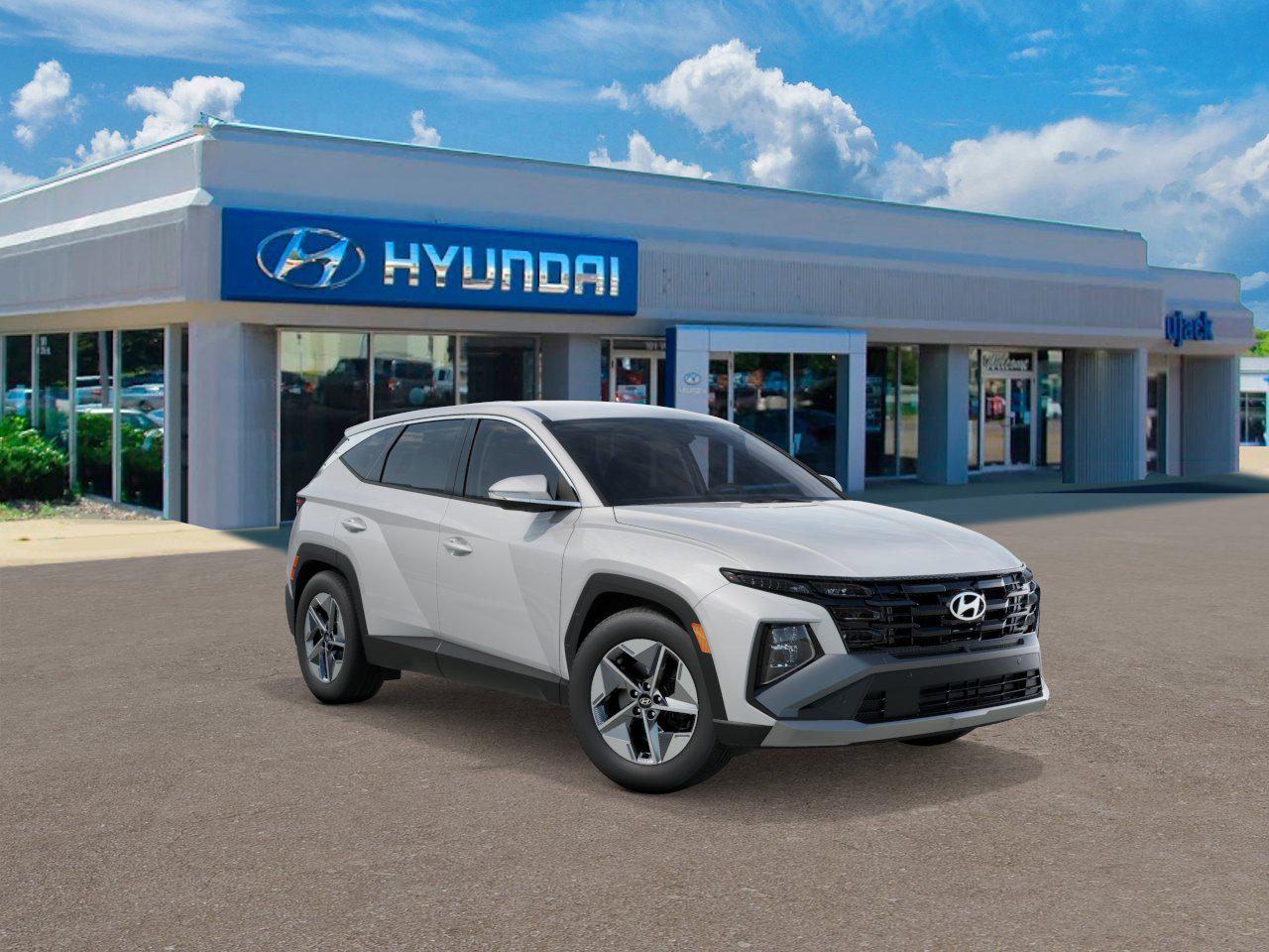 2026 Hyundai Tucson Hybrid SEL photo 2