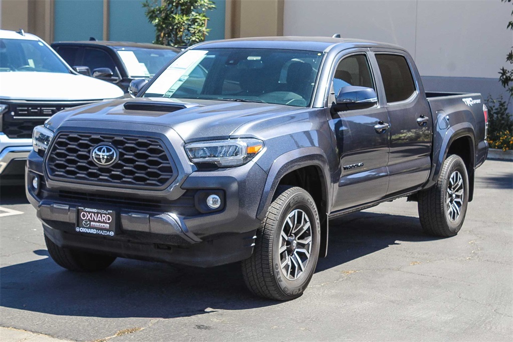 2022 Toyota Tacoma TRD Sport photo 3