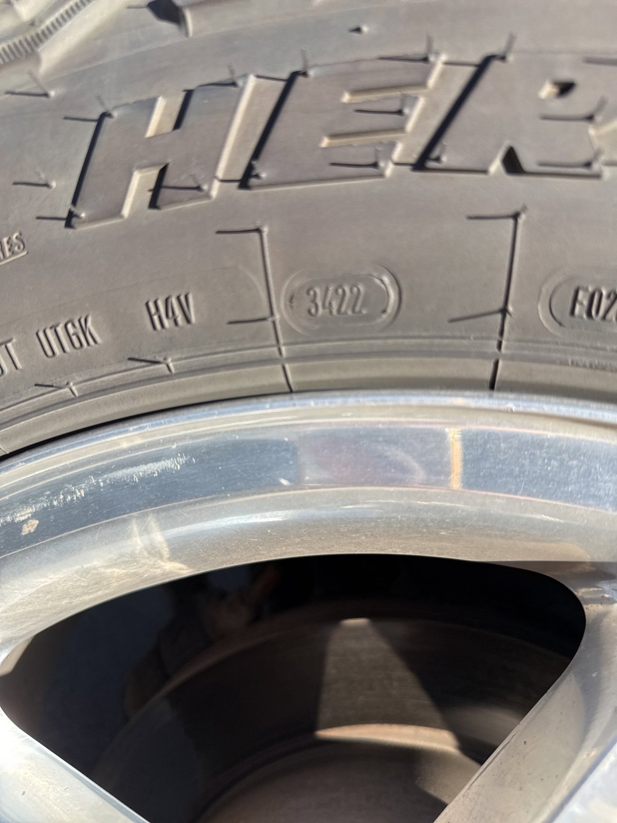 2019 Chevrolet Silverado 2500HD LT photo 2