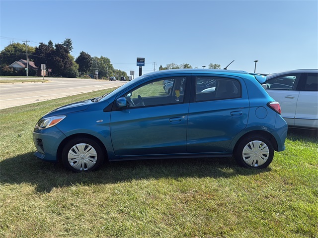 2024 Mitsubishi Mirage ES photo 2