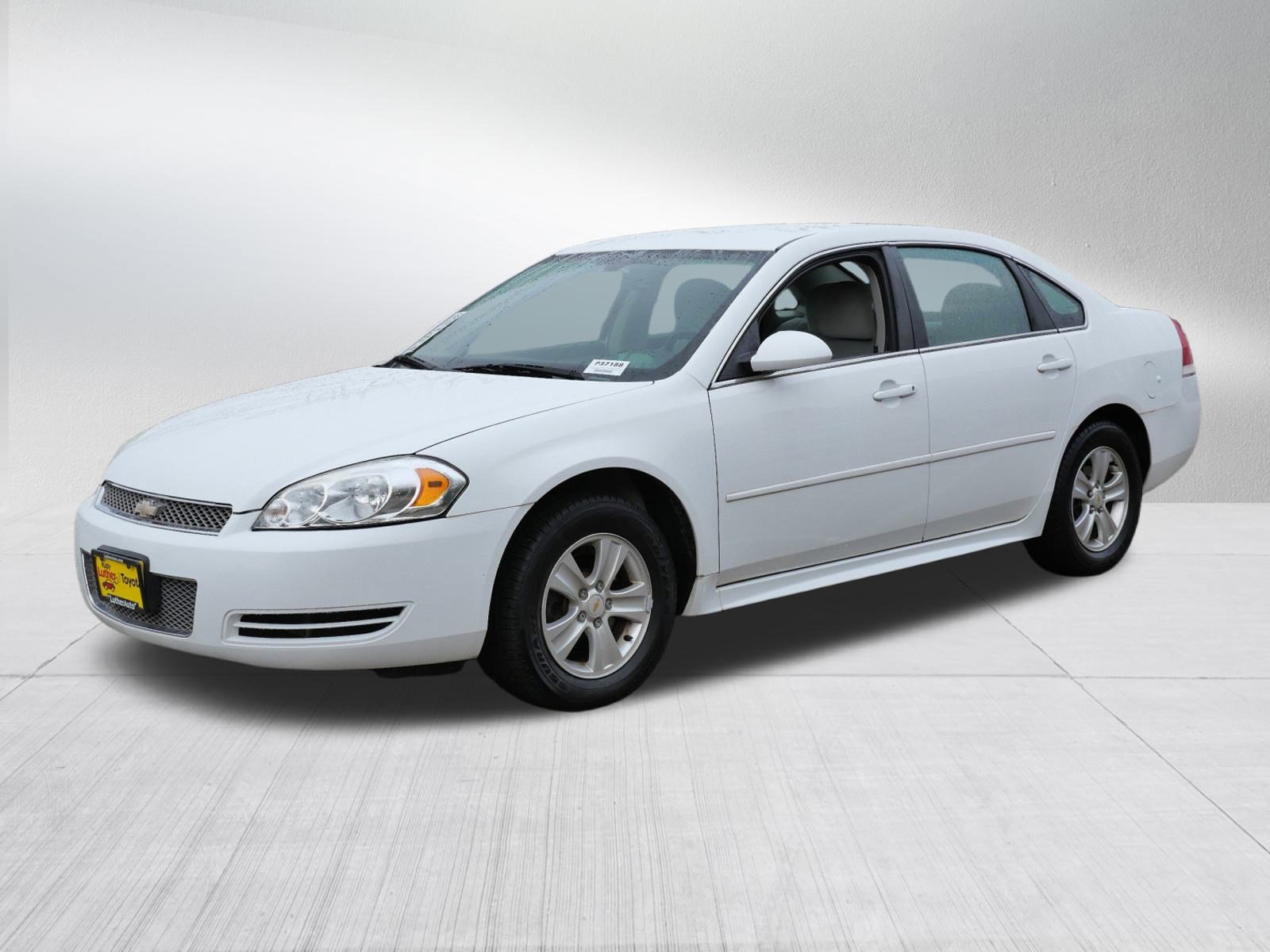 2016 Chevrolet Impala Limited LS Fleet photo 3