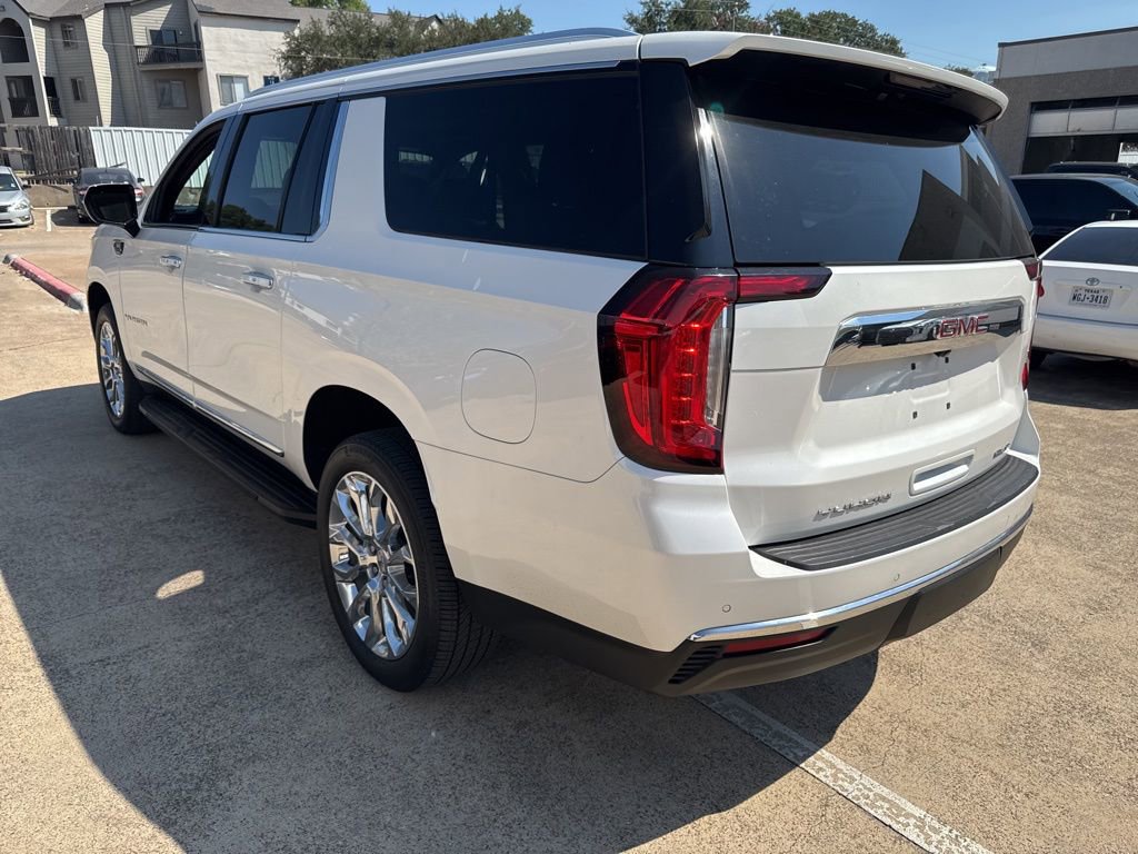 2023 Gmc Yukon XL SLT photo 5