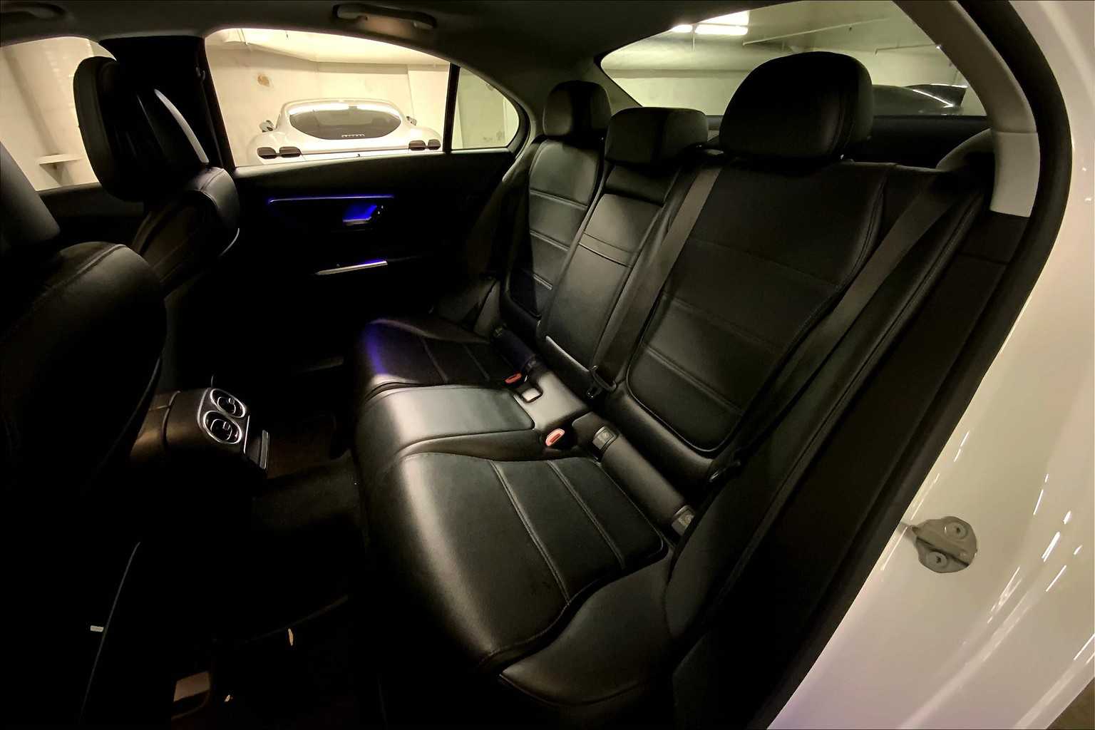 2022 Mercedes Benz C 300 photo 19