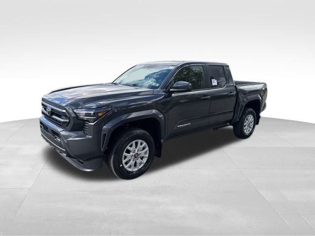 2025 Toyota Tacoma SR5's photo