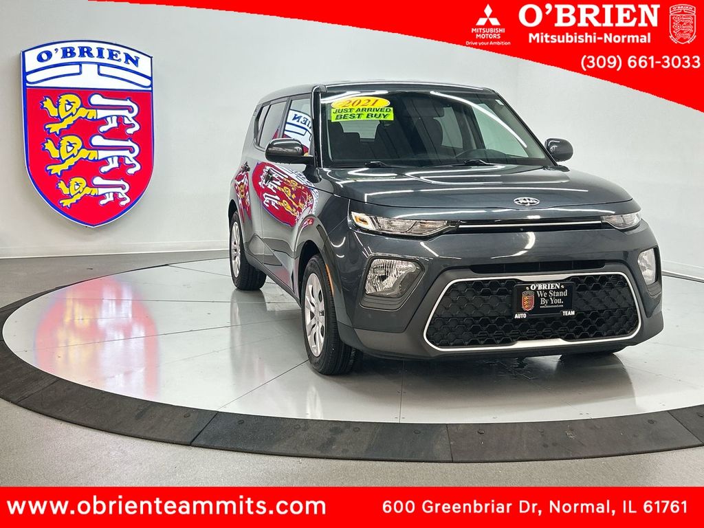 2021 Kia Soul LX's photo