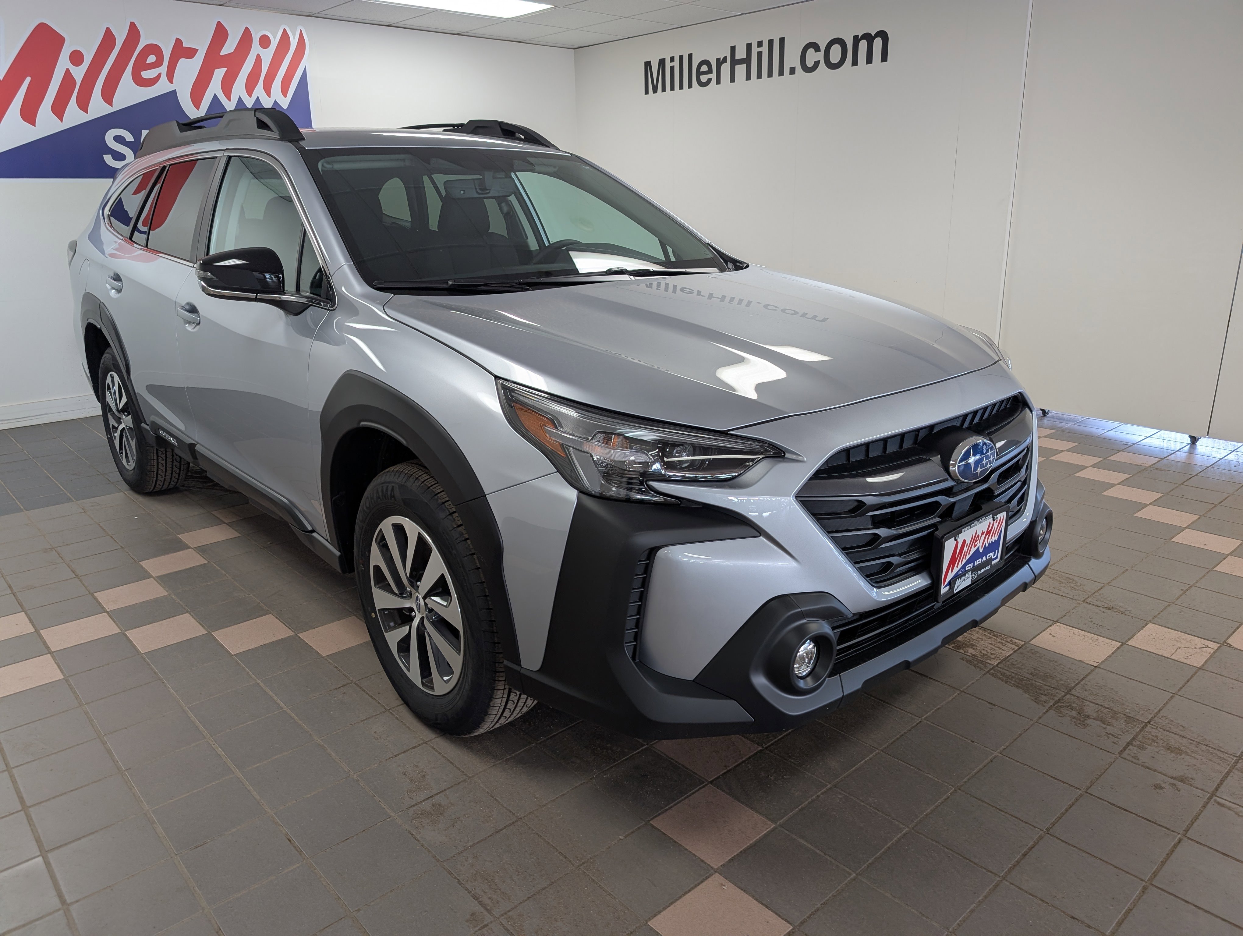 2025 Subaru Outback Premium photo 4