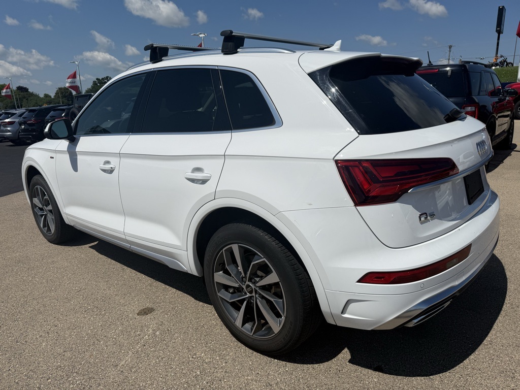 2023 Audi Q5 45 S line Premium photo 3