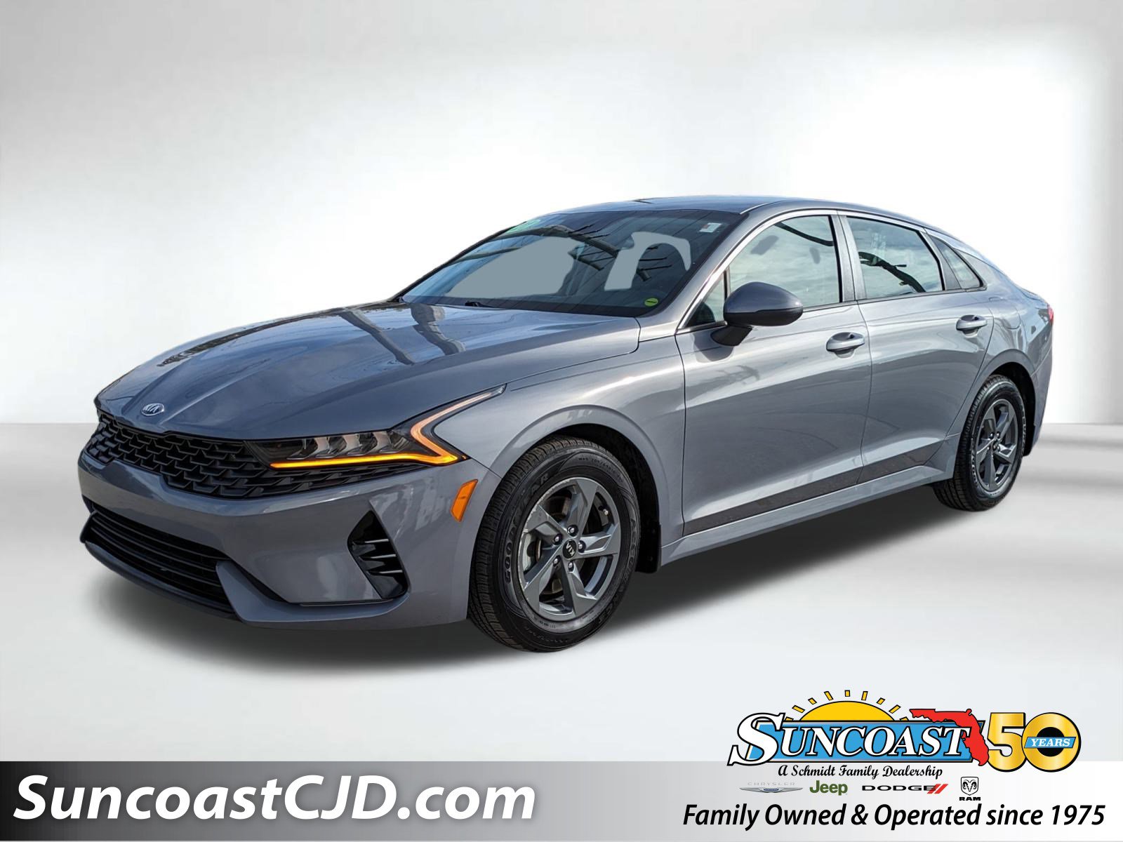 2021 Kia K5 LX's photo