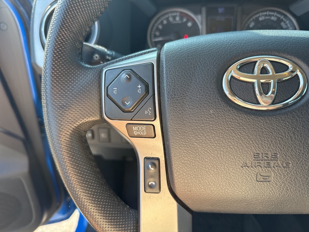 2020 Toyota Tacoma SR5 4x4 photo 17