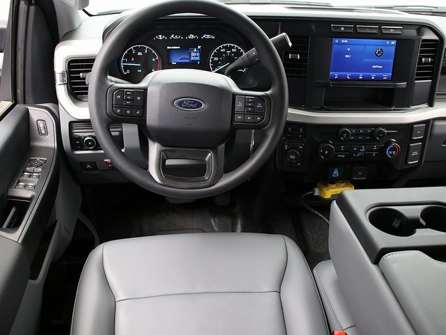 2024 Ford F-350 XL photo 5