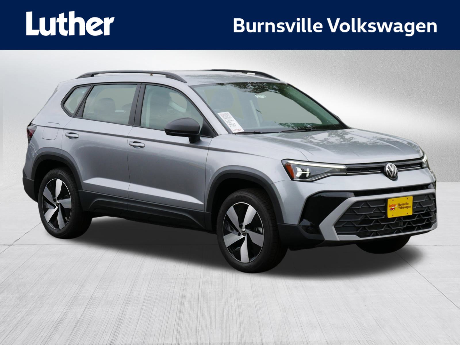 2025 Volkswagen Taos S's photo